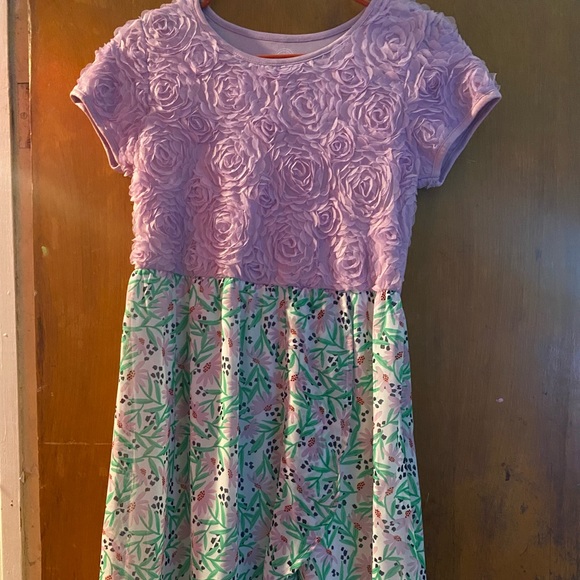 Girls dress - Picture 2 of 7